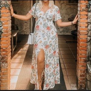 Boutique Floral dress 😍